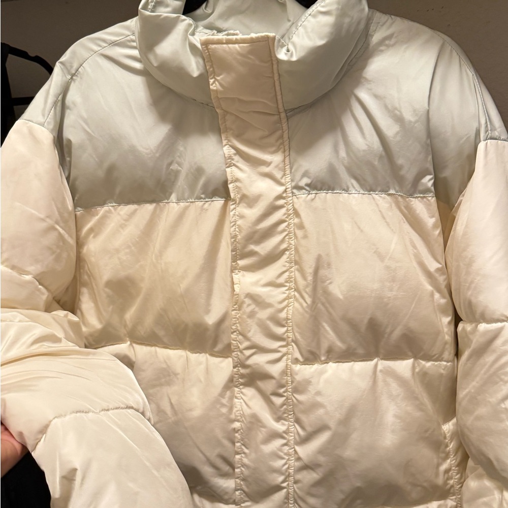 Fabletics Two-Tone Cream Puffer Jacket